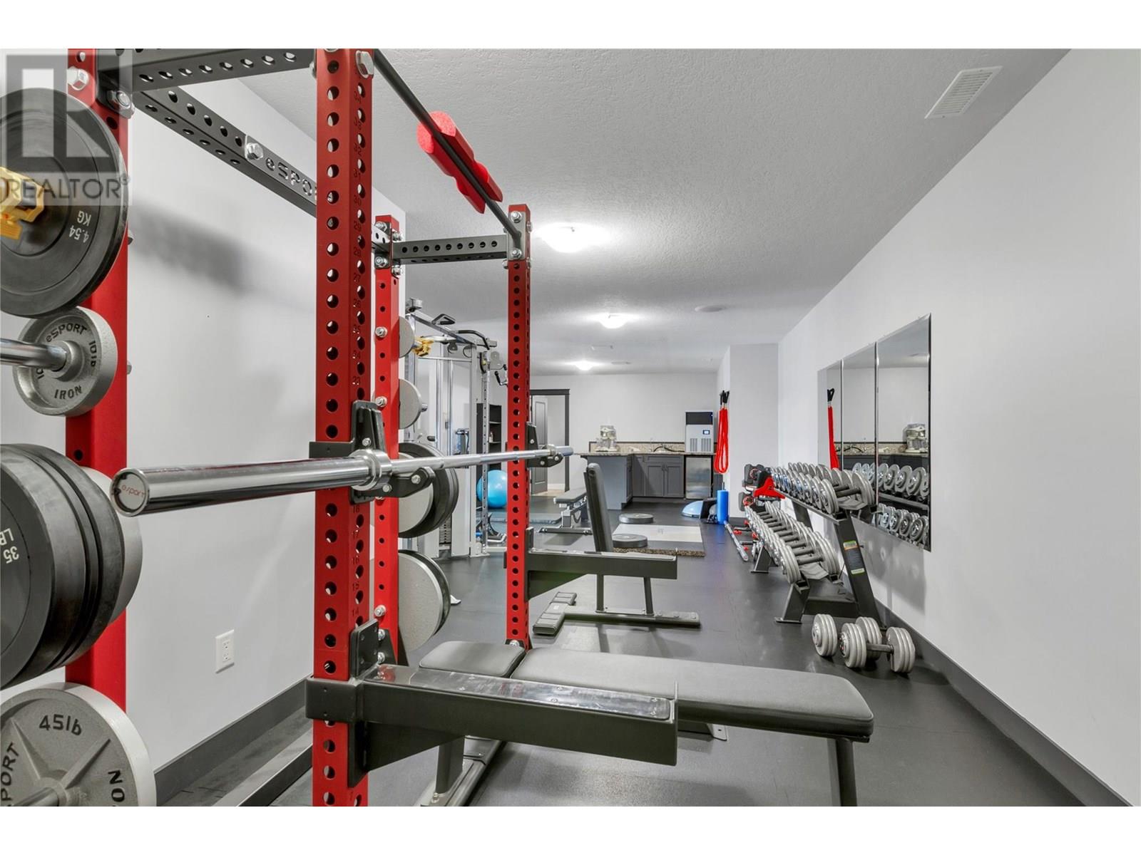  6032 Lynx Drive, Vernon