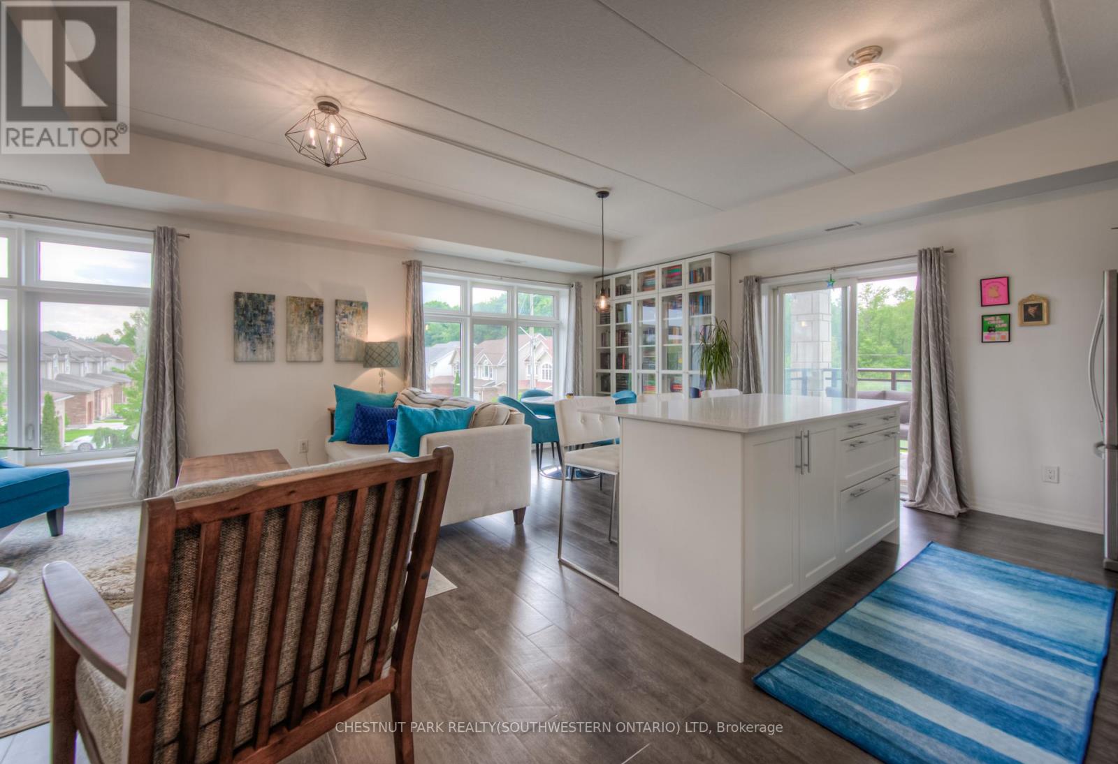 Photo 31 of 213 195 Commonwealth Street, Kitchener ON
