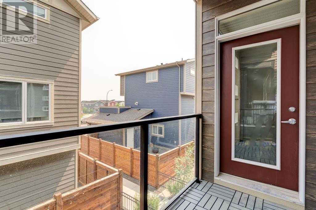 Single Family House for Sale in  Sage Bluff Drive NW Sage Hill Calgary 