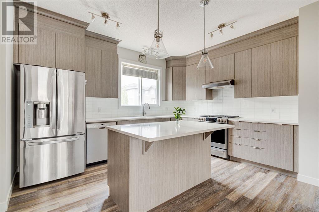 Single Family House for Sale in  Sage Bluff Drive NW Sage Hill Calgary 