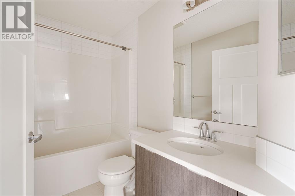 Single Family House for Sale in  Sage Bluff Drive NW Sage Hill Calgary 