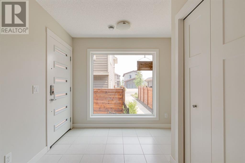 Single Family House for Sale in  Sage Bluff Drive NW Sage Hill Calgary 