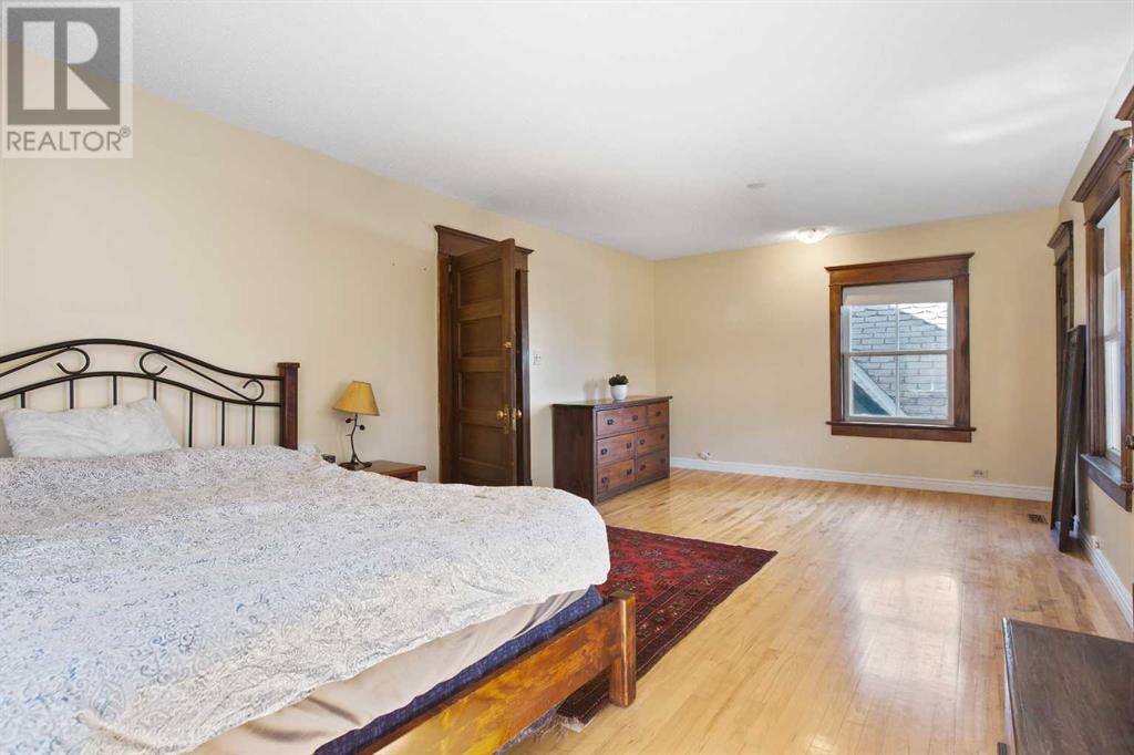 Single Family House for Sale in  A Street SW Bankview Calgary 
