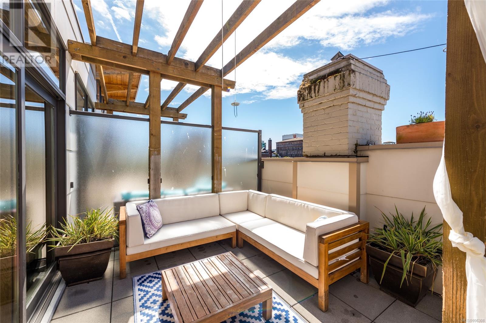 401 610 Johnson Street, Victoria