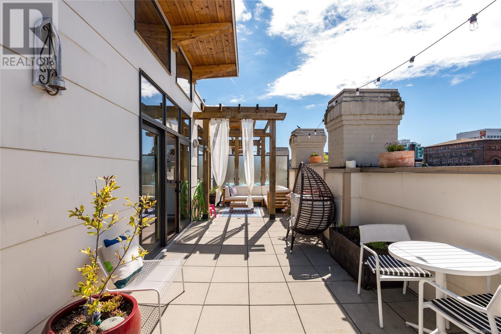 401 610 Johnson Street, Victoria