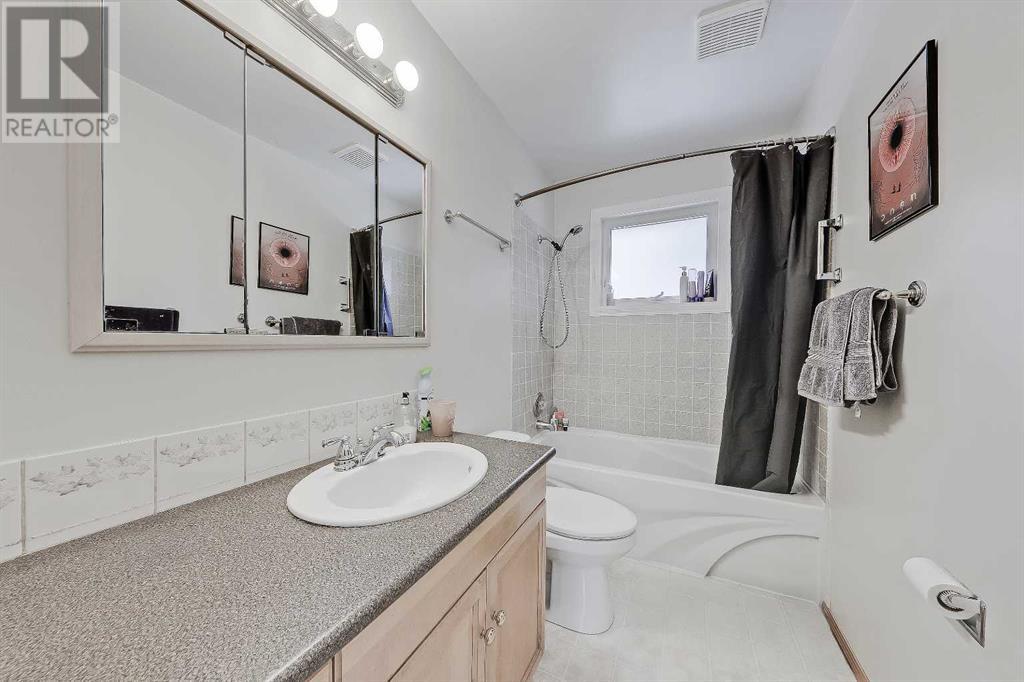 Single Family House Bungalow for Sale in  Breton Close NW Brentwood Calgary 