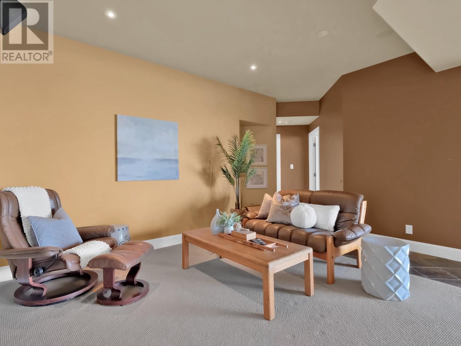 156 VANCOUVER Place - 29
