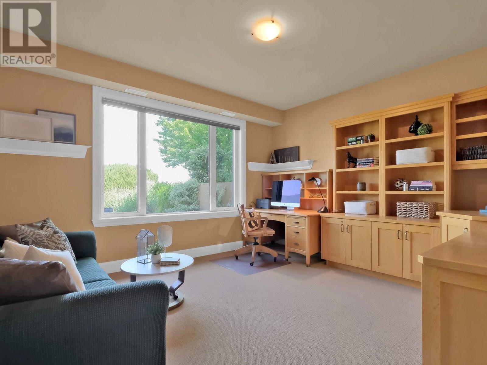 156 VANCOUVER Place - 33