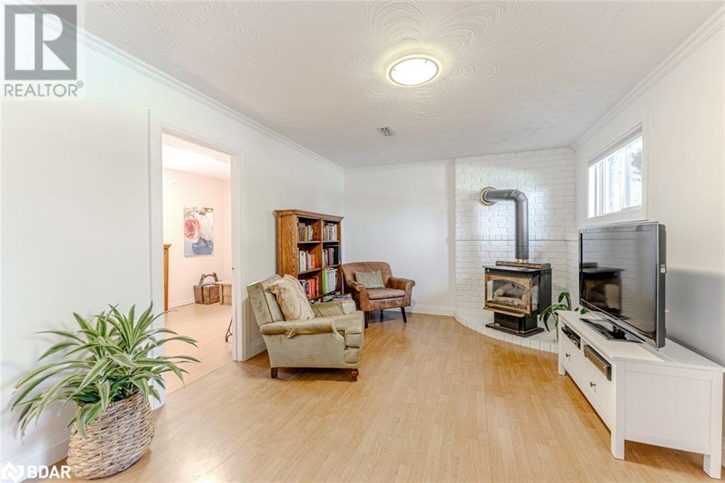 Photo 12 of 45 Shoreview Drive, Barrie ON