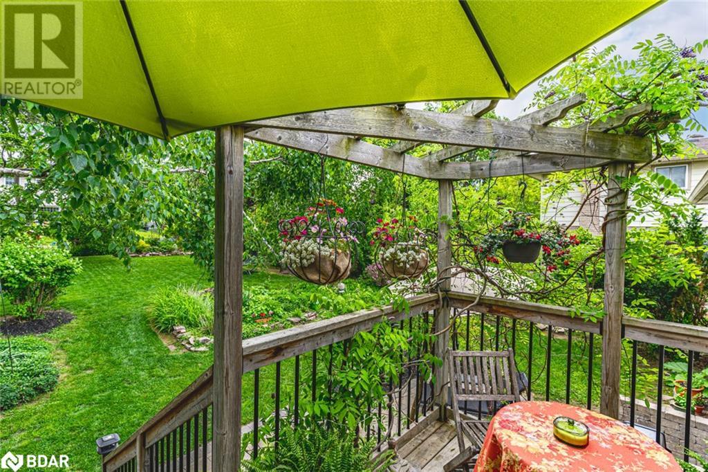 Photo 18 of 45 Shoreview Drive, Barrie ON