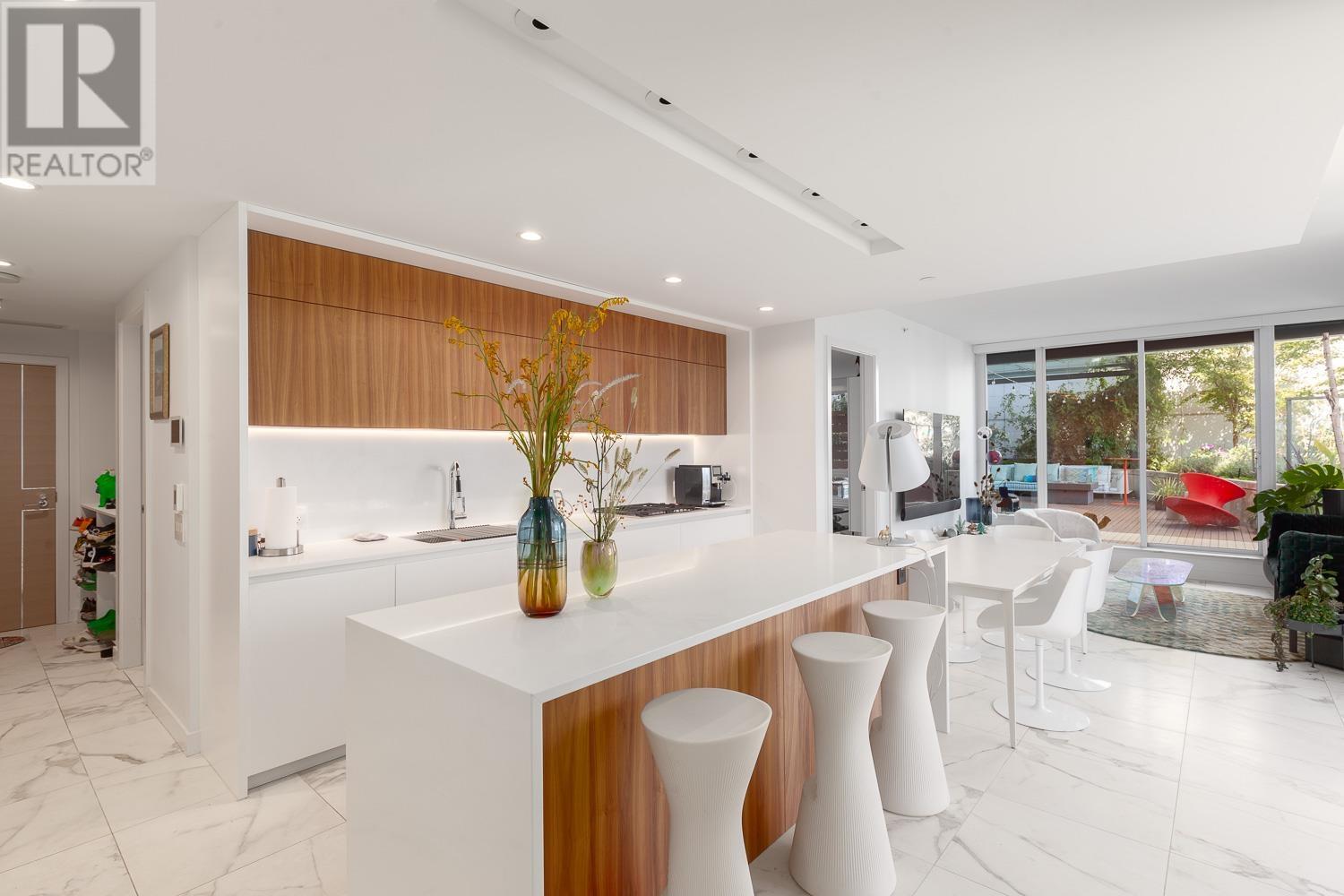 Photo 2 of 902 885 Cambie Street, Vancouver BC