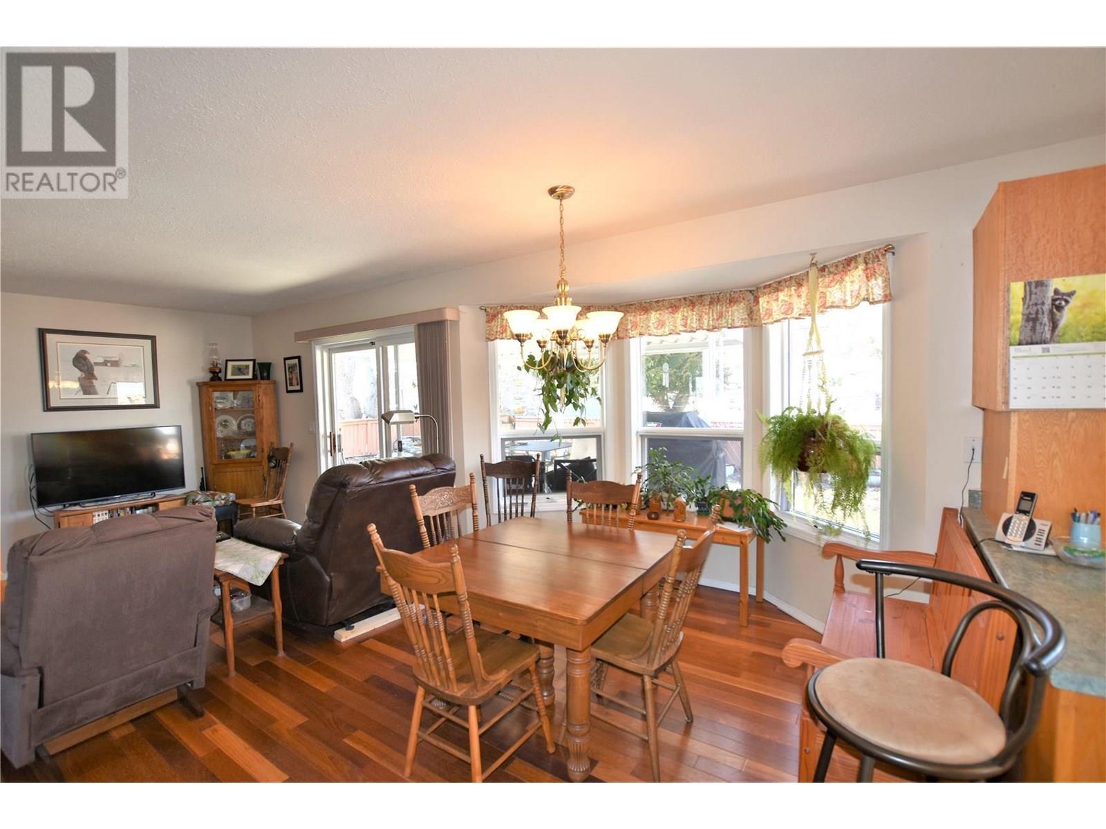  536 Loon Avenue, Vernon