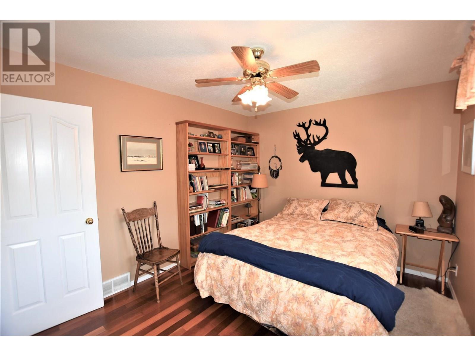 536 Loon Avenue, Vernon