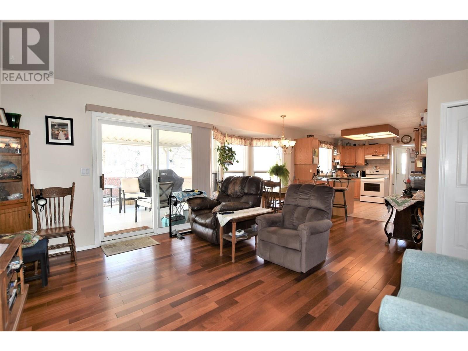  536 Loon Avenue, Vernon