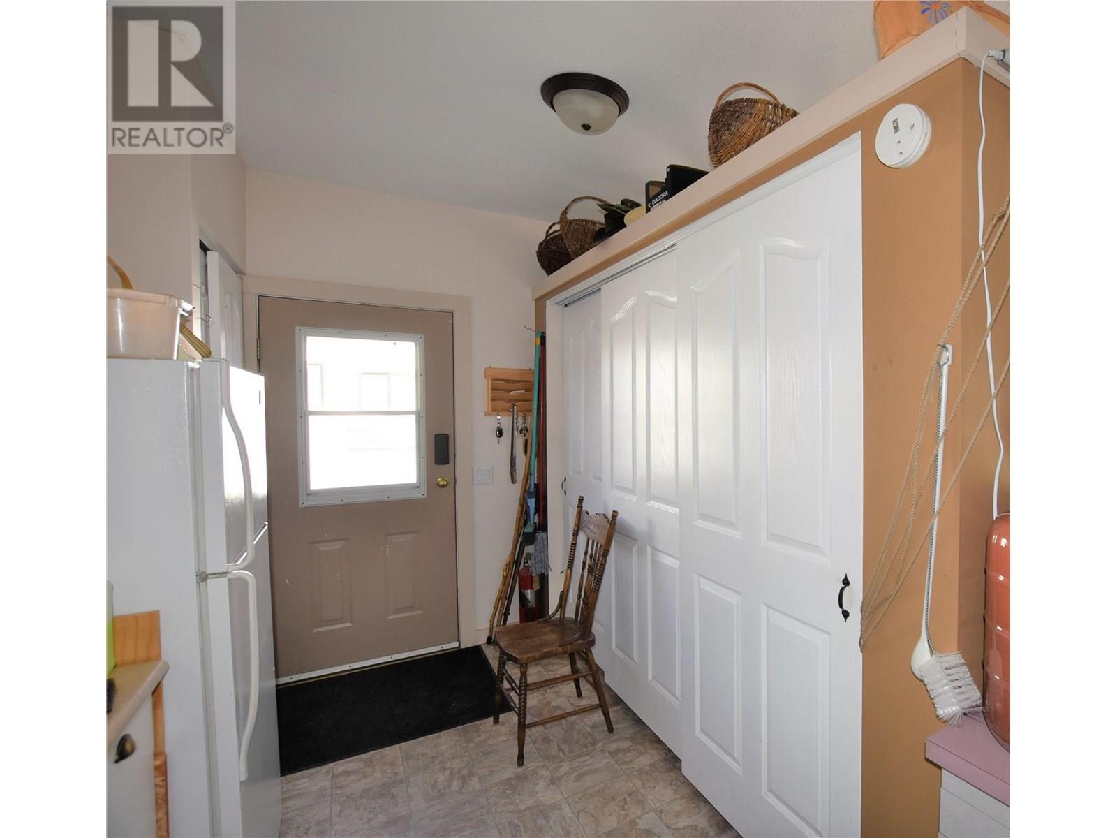  536 Loon Avenue, Vernon