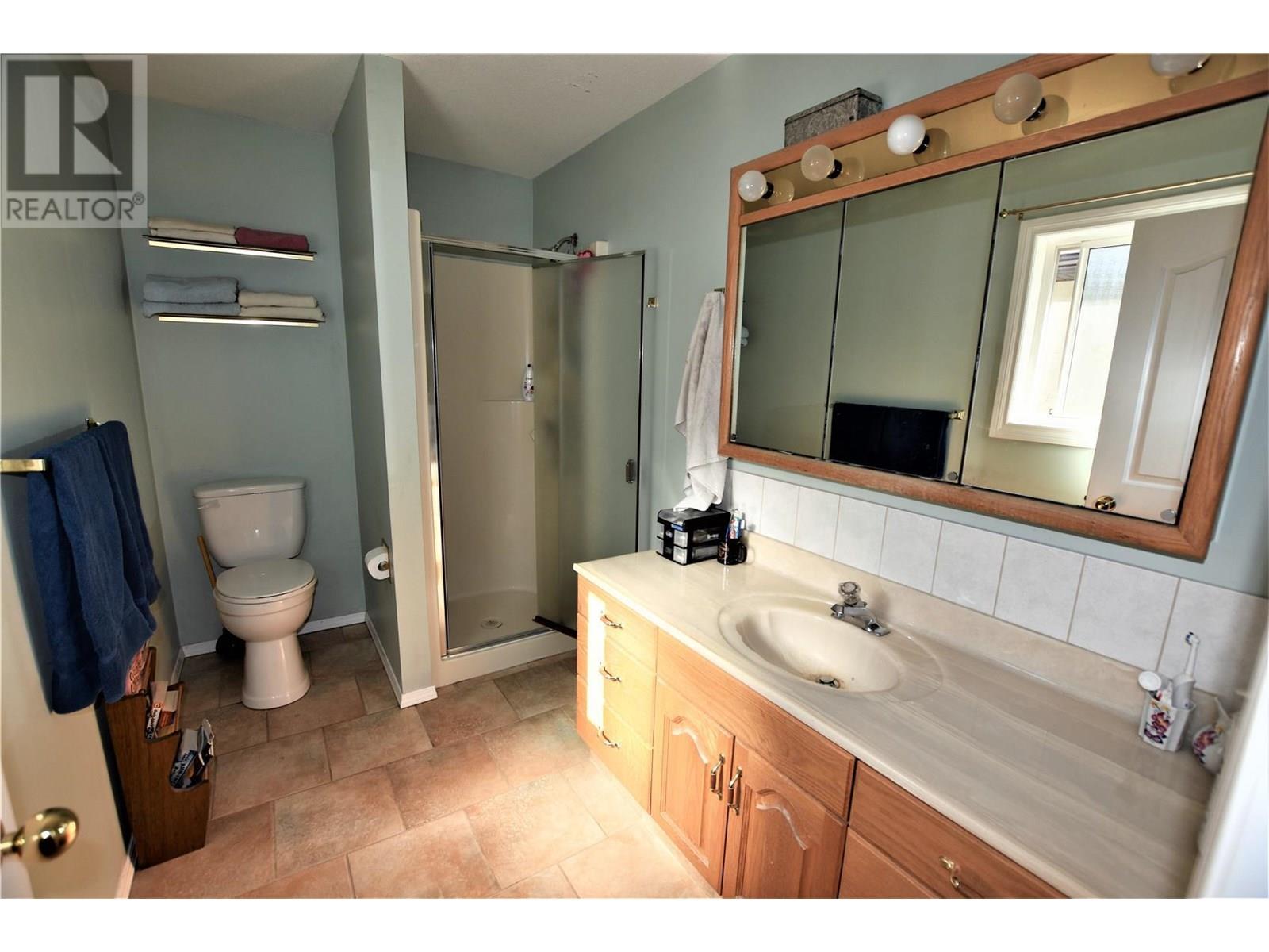  536 Loon Avenue, Vernon