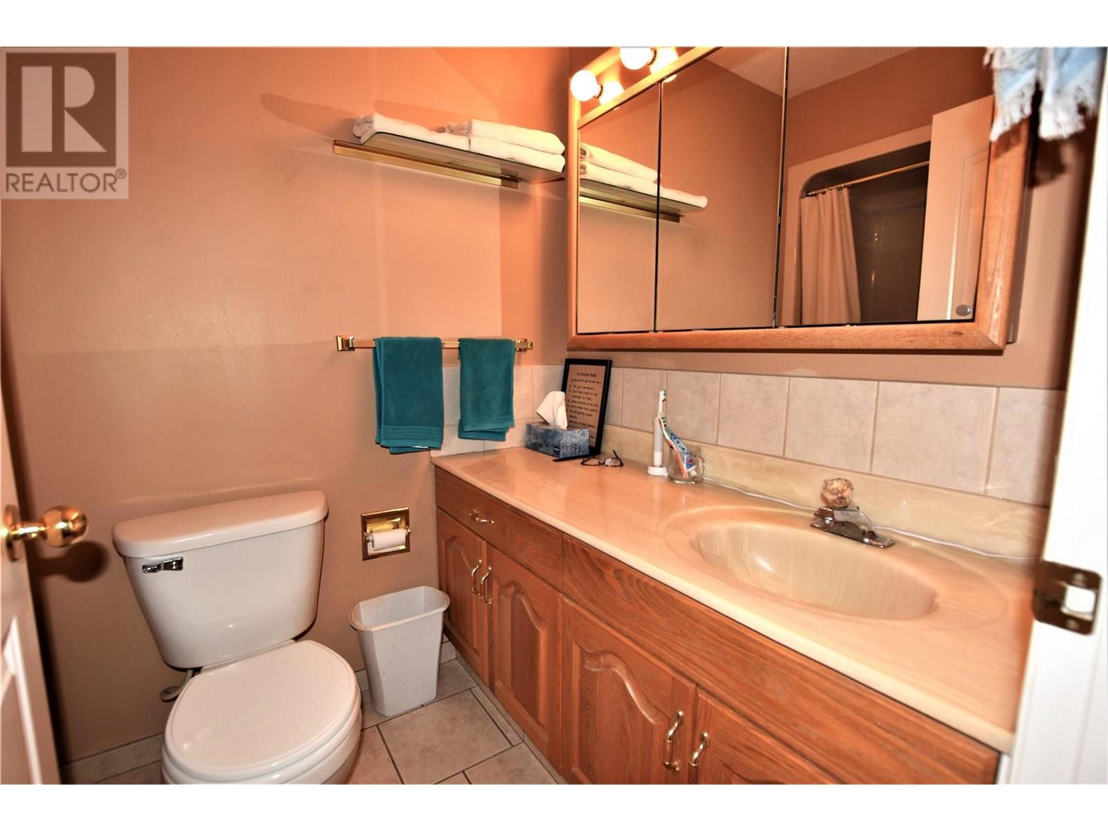  536 Loon Avenue, Vernon