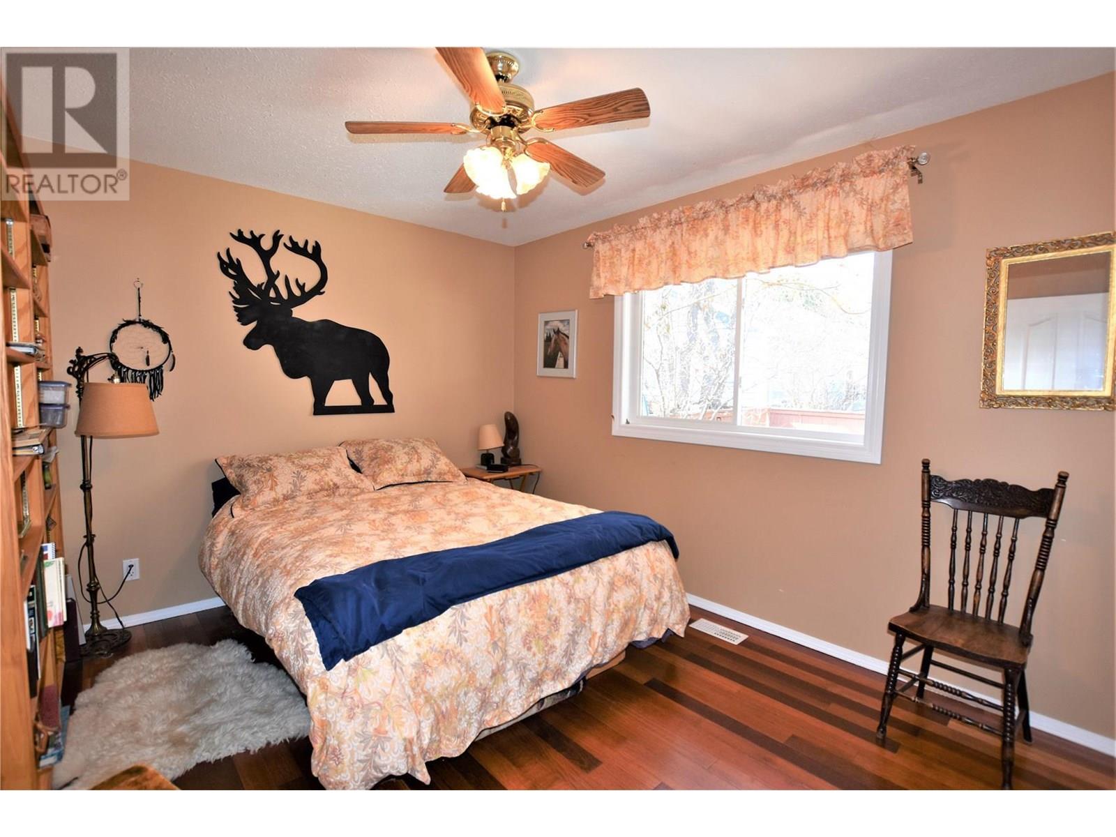  536 Loon Avenue, Vernon