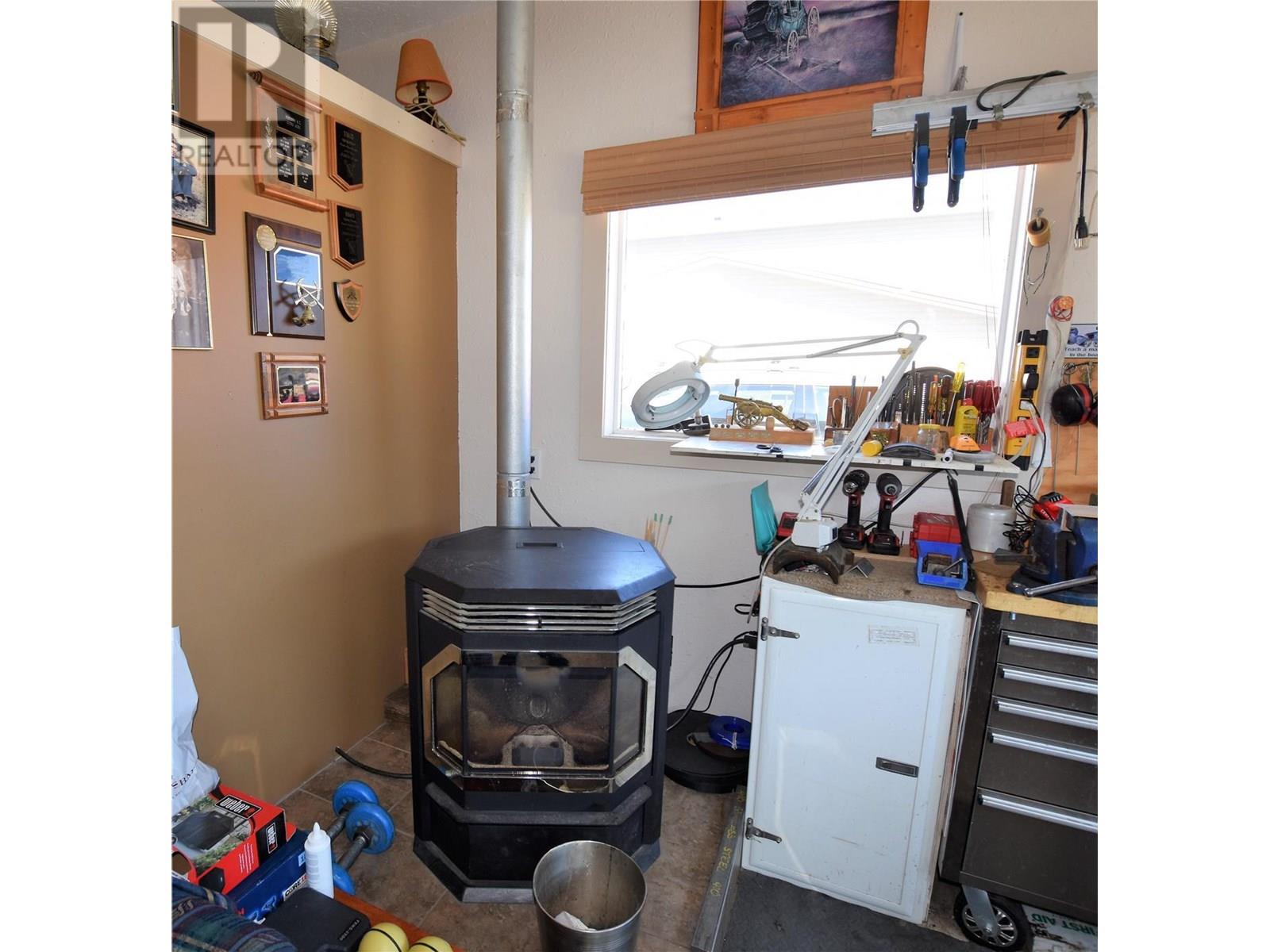  536 Loon Avenue, Vernon