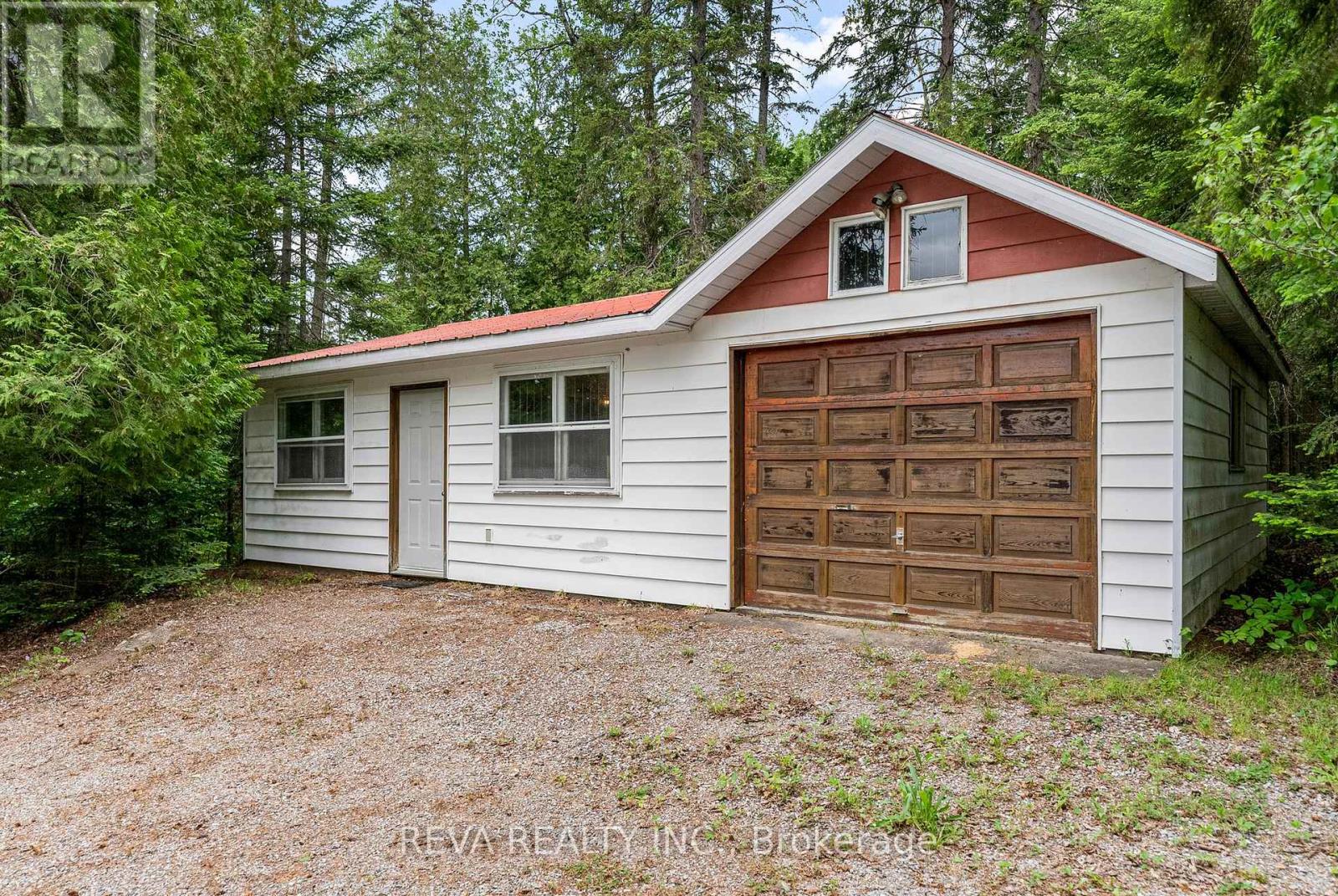 Photo 17 of 146 Mccahon Road, Hastings Highlands ON