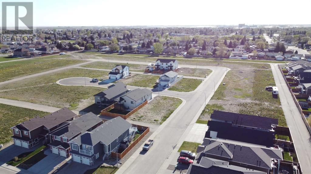 Photo 2 of 5402 44 A Street, Taber AB