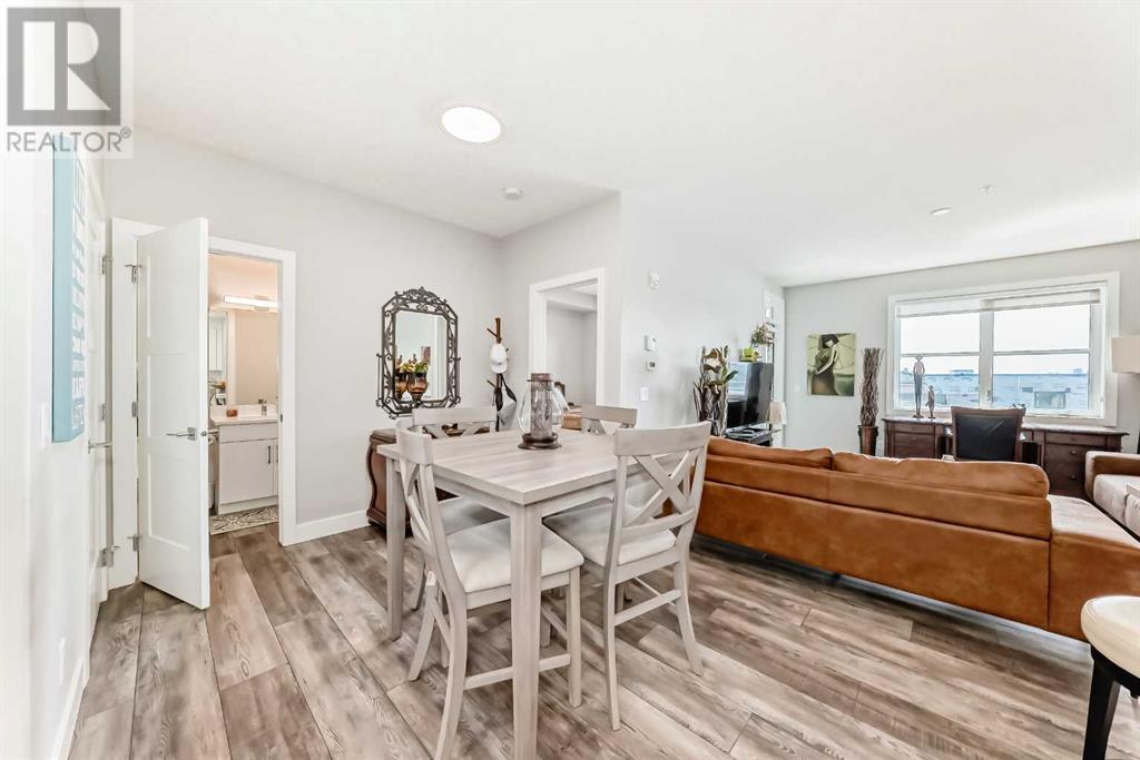 Single Family House for Sale in    Avenue SW Springbank Hill Calgary 