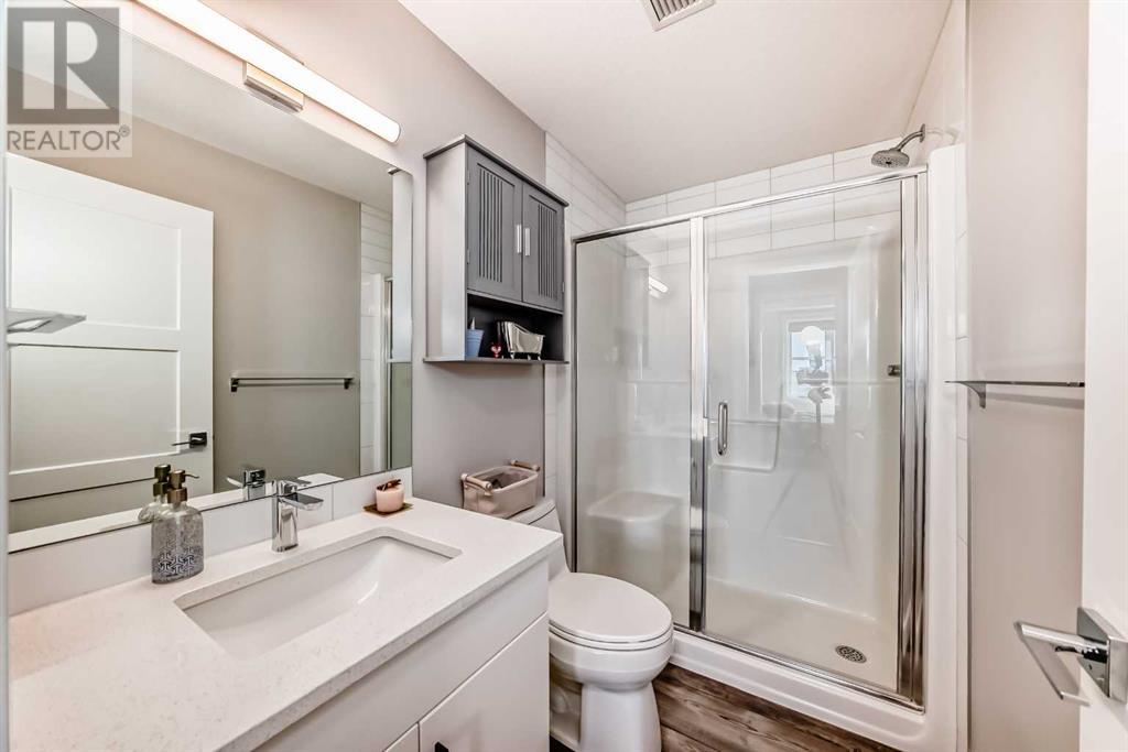 Single Family House for Sale in    Avenue SW Springbank Hill Calgary 