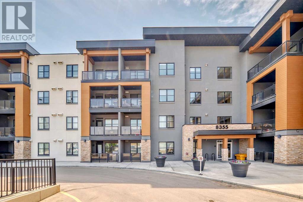 Single Family House for Sale in    Avenue SW Springbank Hill Calgary 