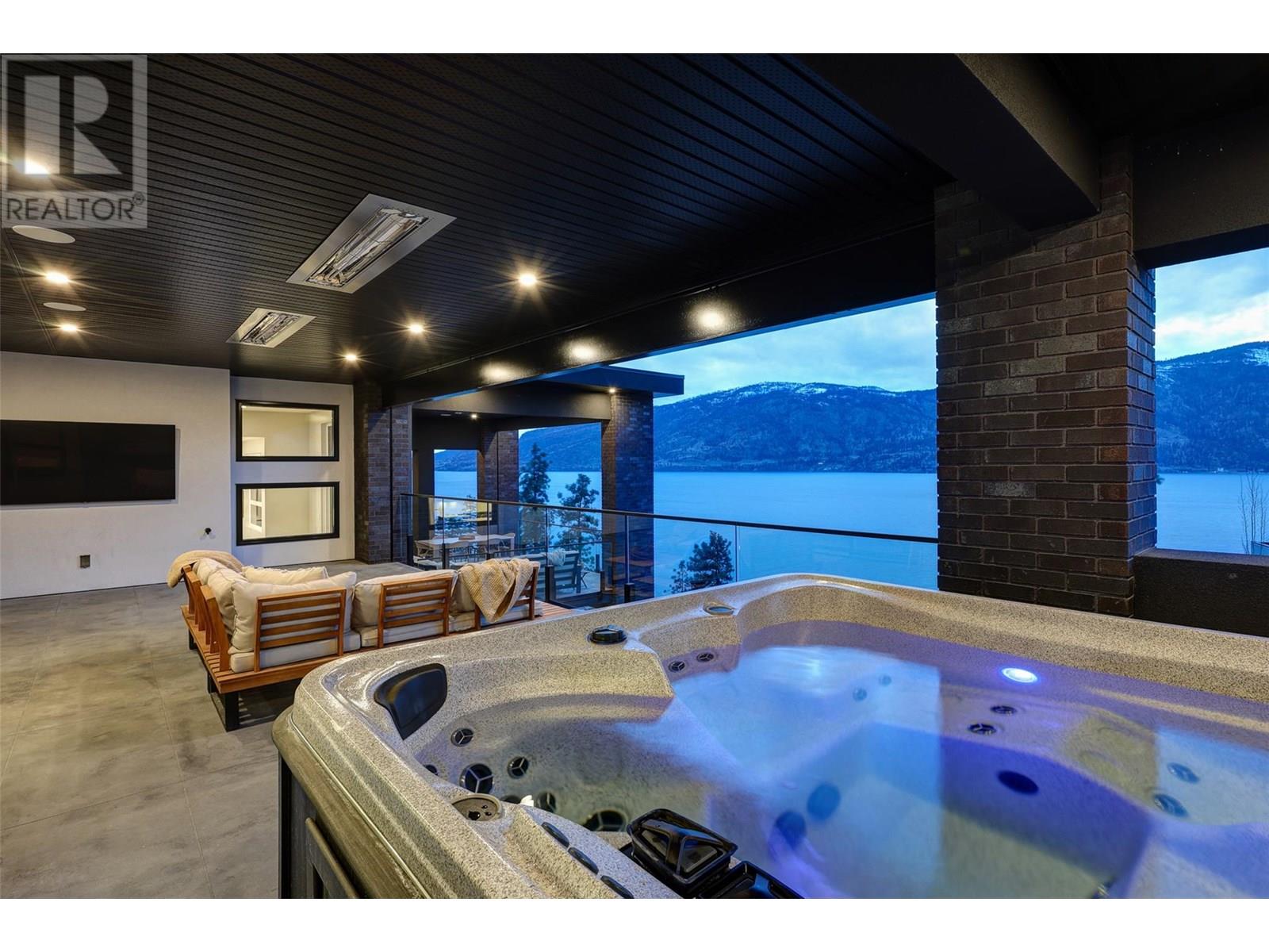 3617 Maiden Grass Court, Kelowna