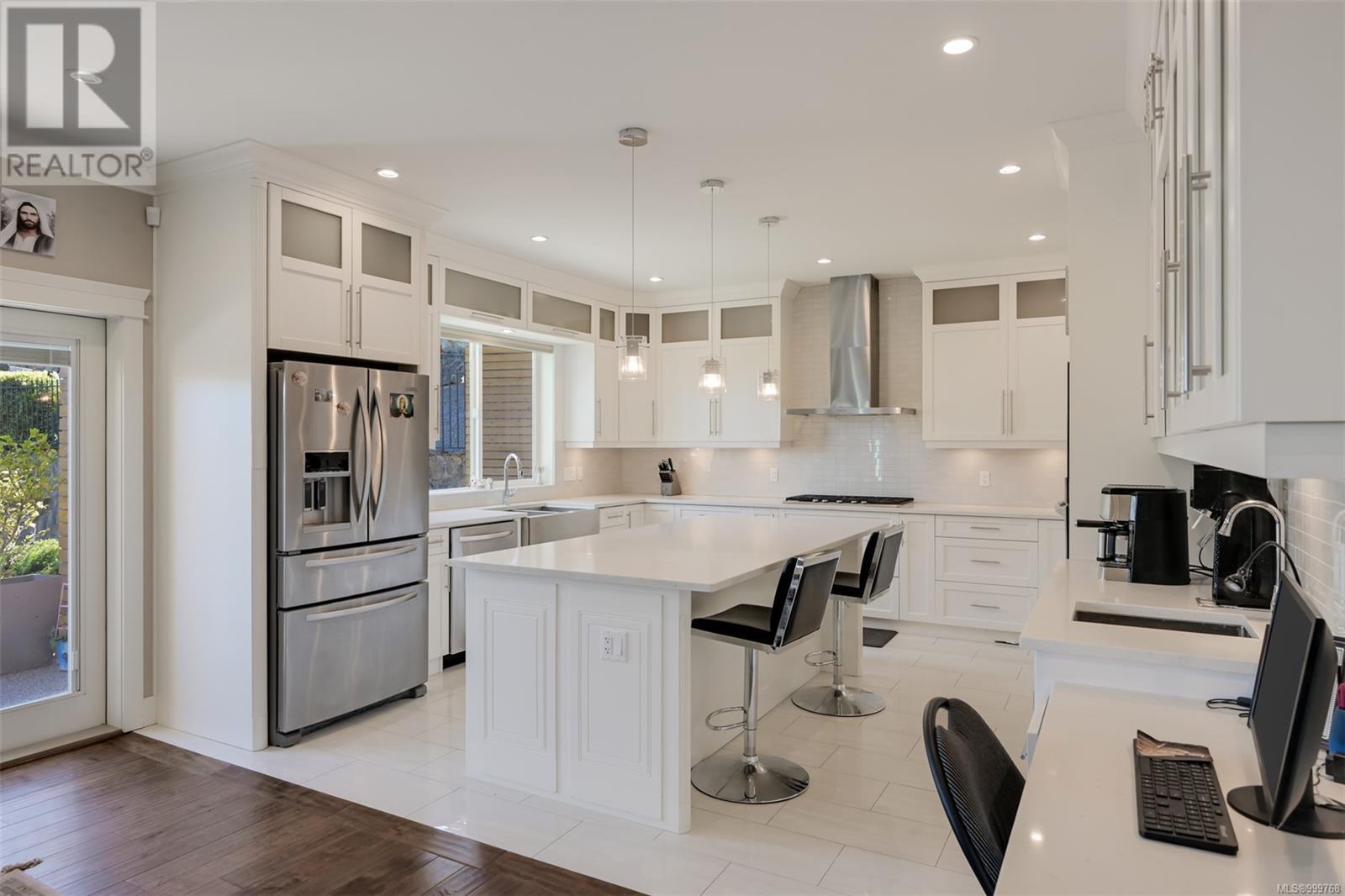 Photo 13 of 2344 Nicklaus Dr, Langford BC