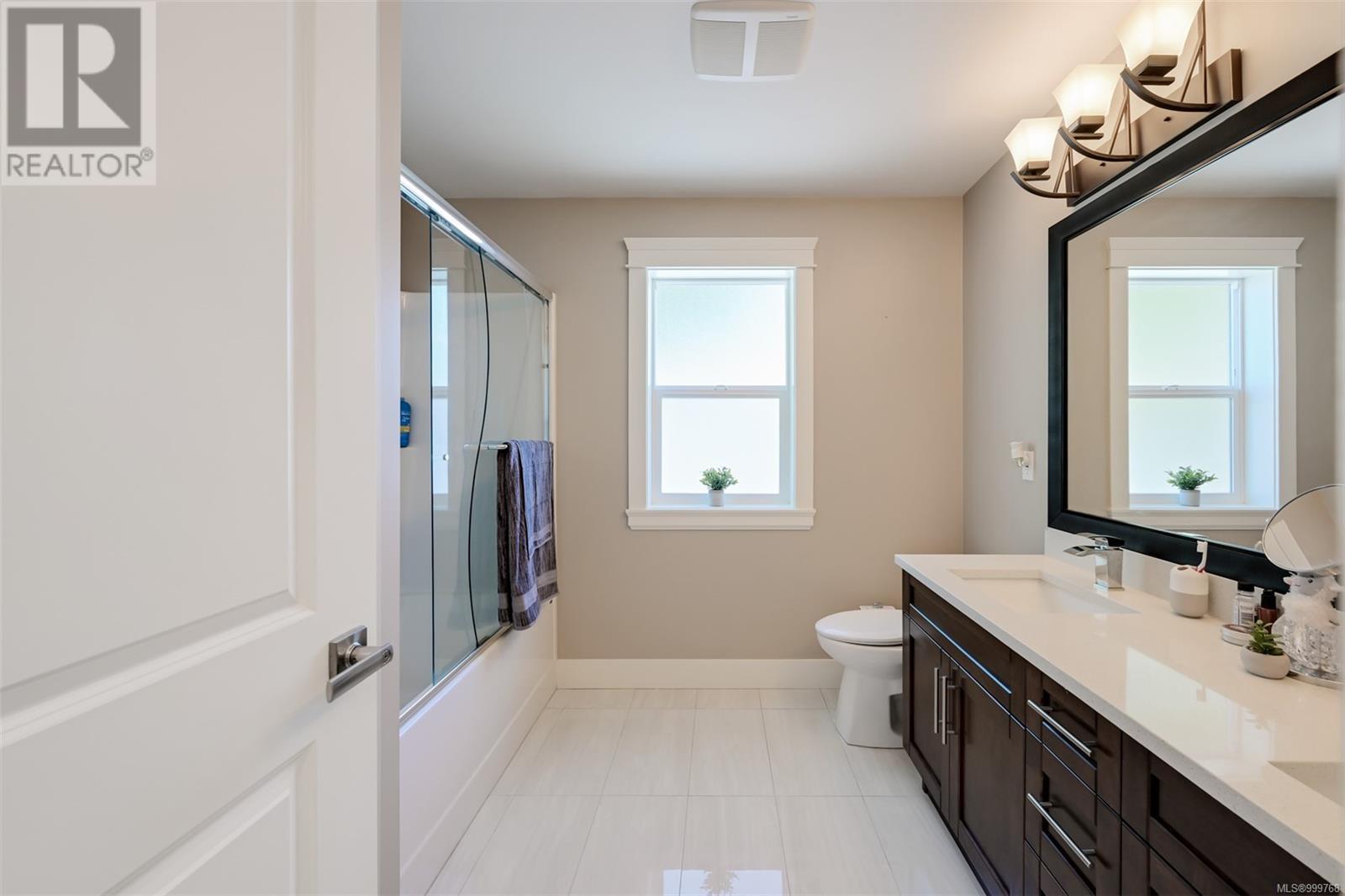 Photo 26 of 2344 Nicklaus Dr, Langford BC