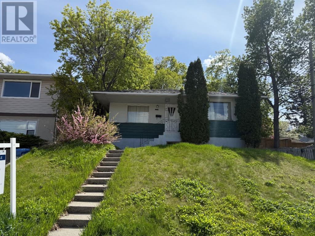 Single Family House Bungalow for Sale in   Avenue SW Bankview Calgary 