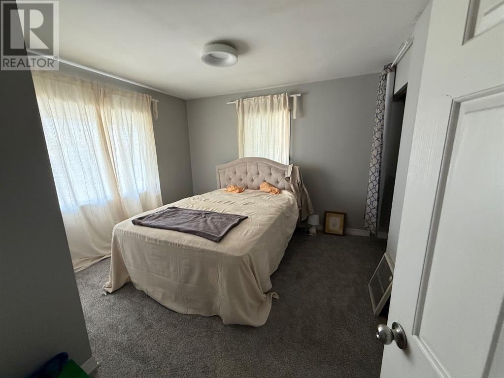 Single Family House Bungalow for Sale in   Avenue SW Bankview Calgary 