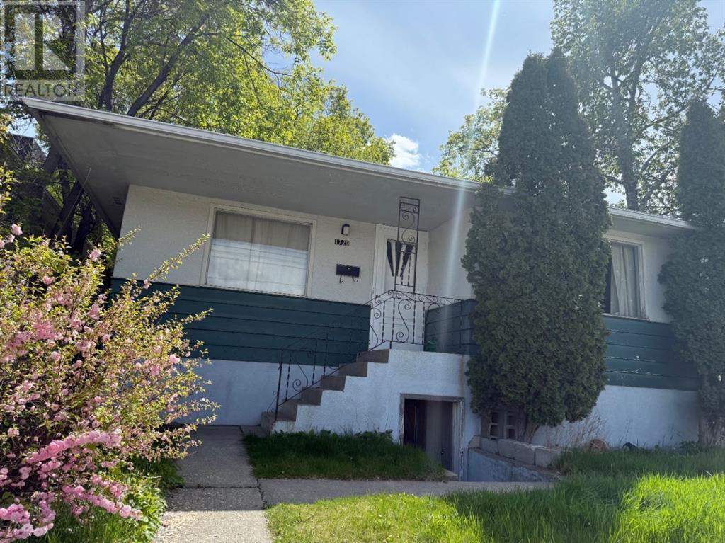 Single Family House Bungalow for Sale in   Avenue SW Bankview Calgary 