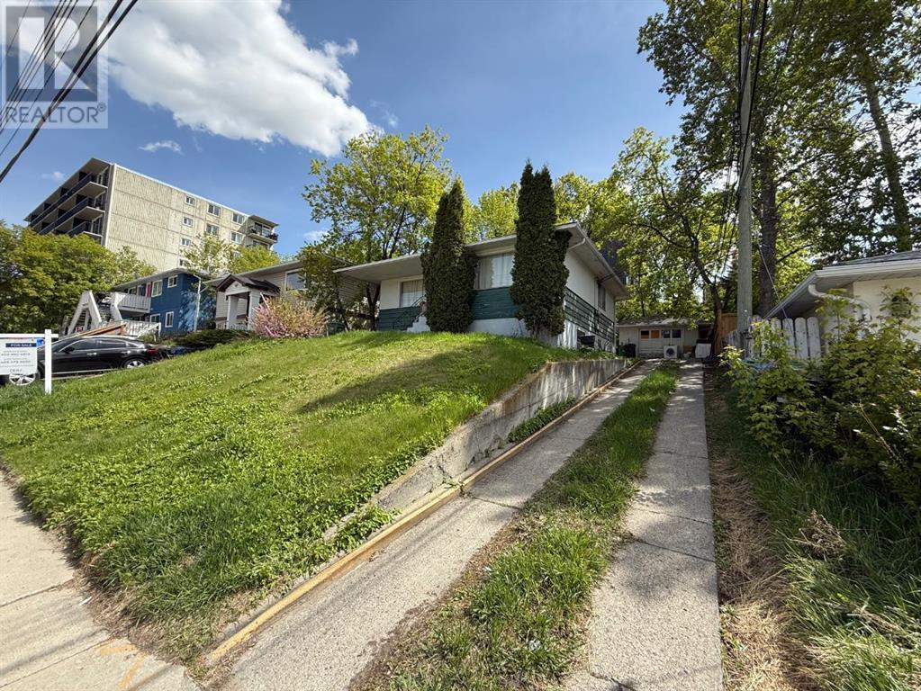 Single Family House Bungalow for Sale in   Avenue SW Bankview Calgary 
