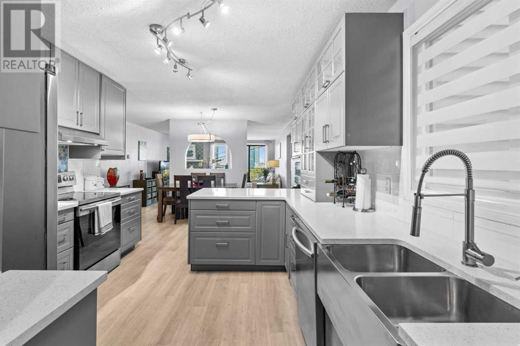 Single Family House for Sale in    Avenue NE Crescent Heights Calgary 