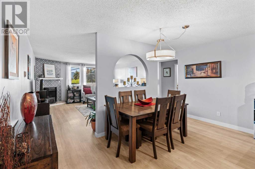 Single Family House for Sale in    Avenue NE Crescent Heights Calgary 