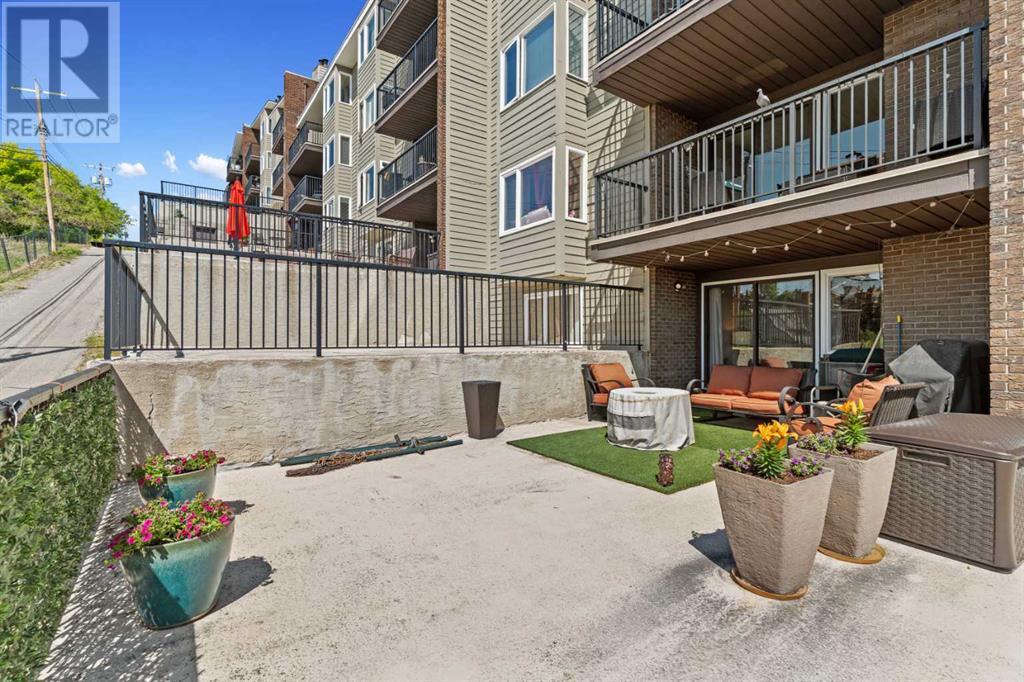 Single Family House for Sale in    Avenue NE Crescent Heights Calgary 