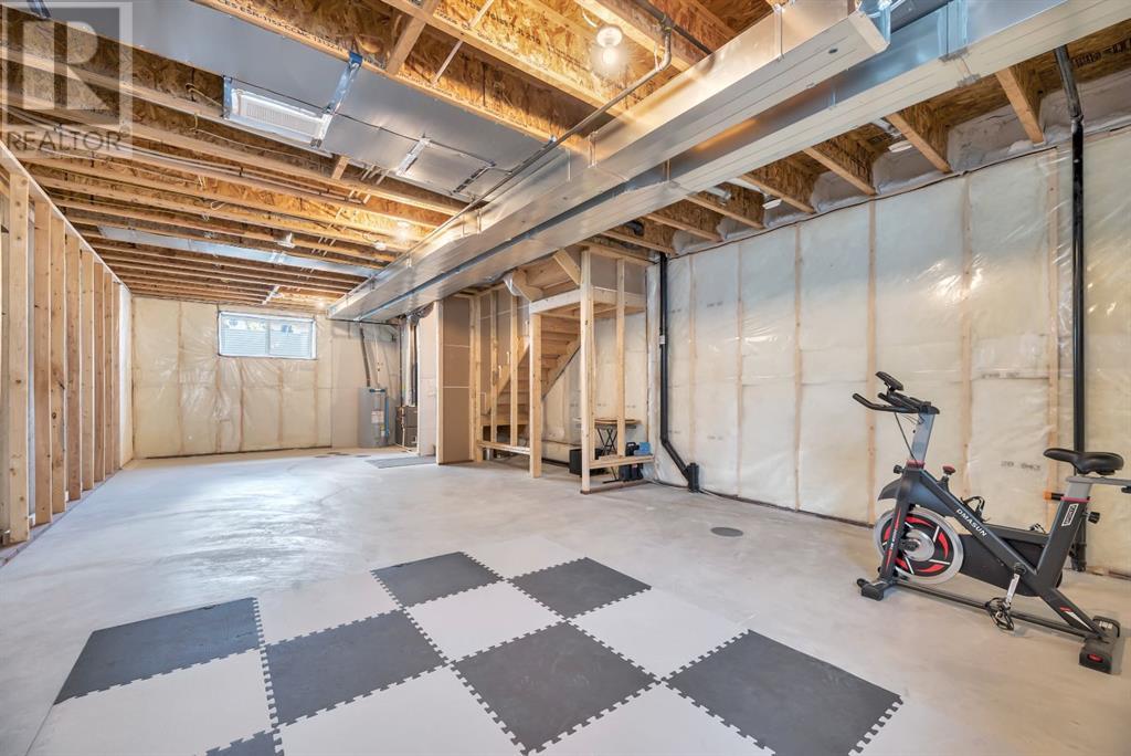 Single Family House for Sale in  Amblefield Terrace NW Moraine Calgary 