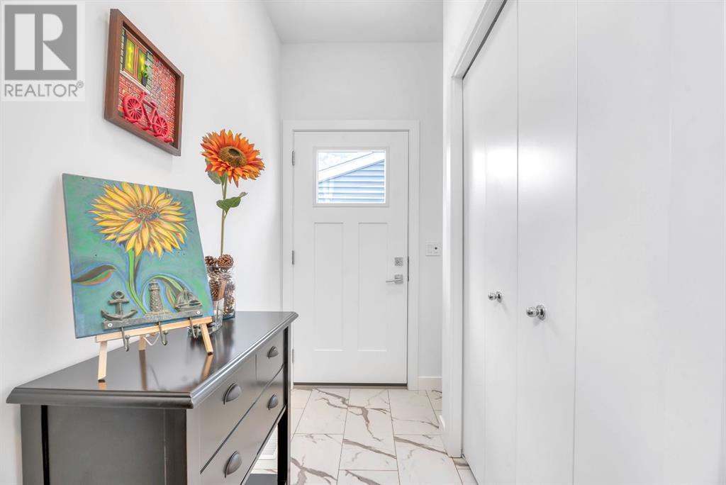 Single Family House for Sale in  Amblefield Terrace NW Moraine Calgary 