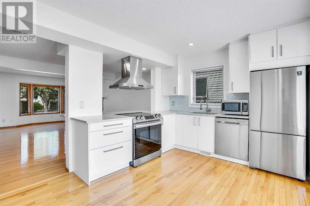 Single Family House for Sale in  Patina Park SW Patterson Calgary 