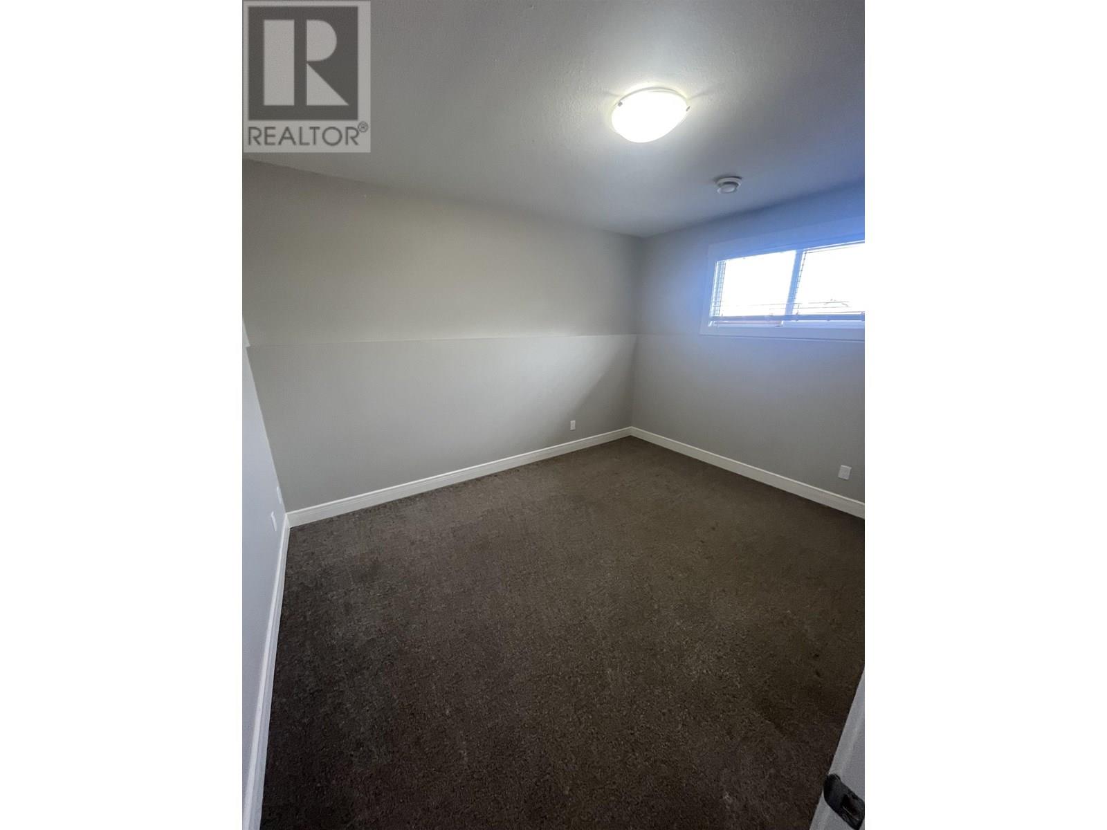Photo 4 of 8615 81 A Street, Fort St John BC