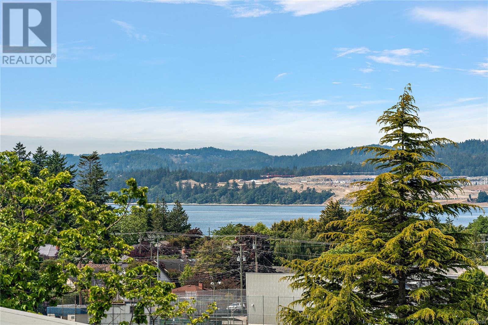 Photo 17 of Bph 1 1102 Esquimalt Rd, Esquimalt BC