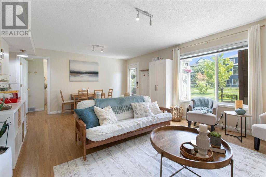 70 Somerset Way SW, Calgary, Alberta