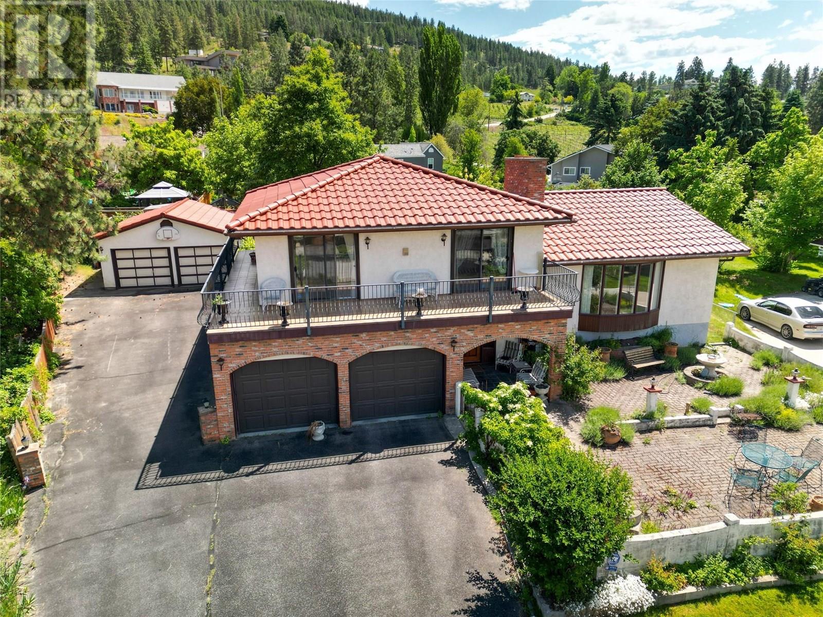 3030 Ponderosa Drive, Naramata