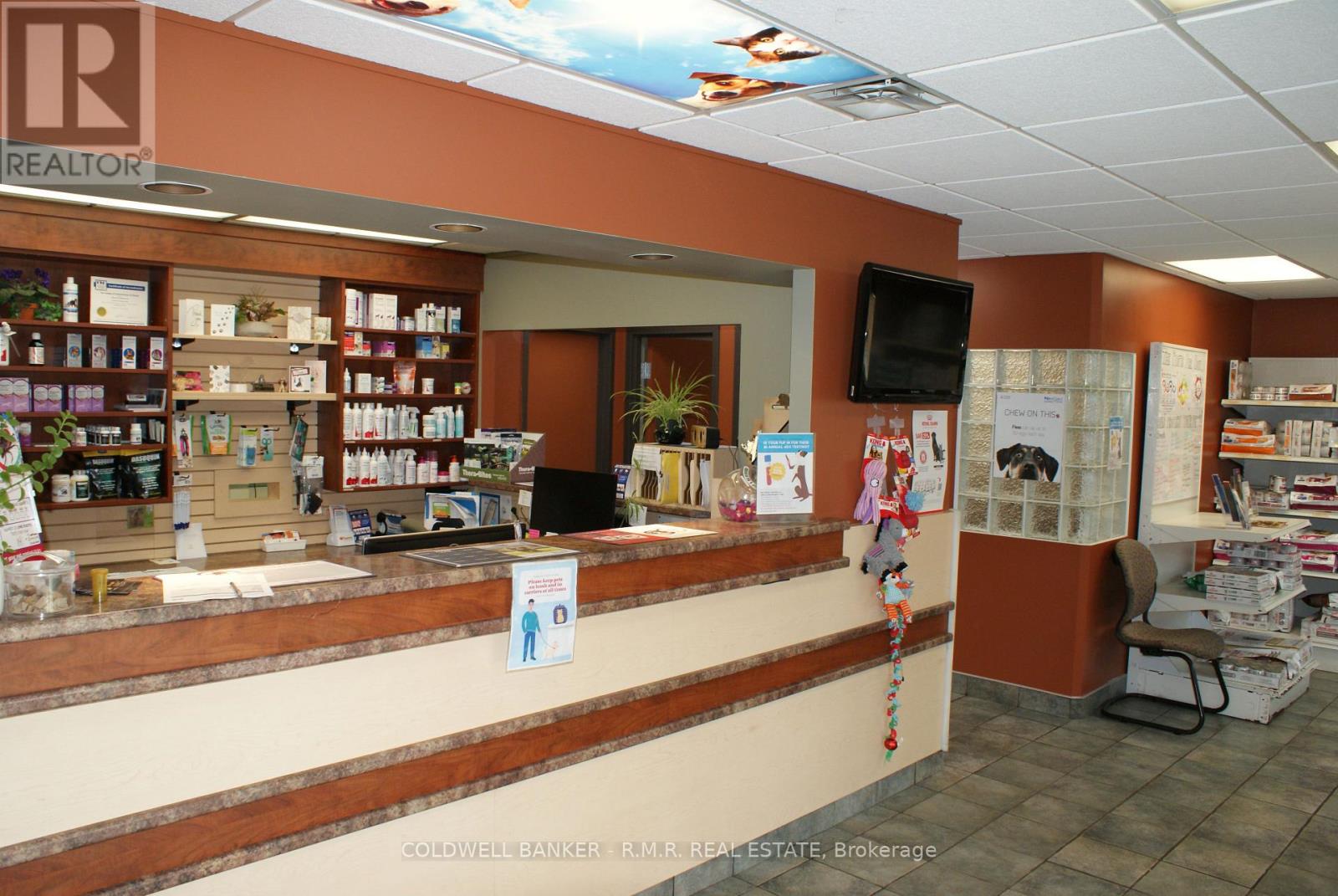 Photo 6 of 108 King Avenue W, Clarington ON