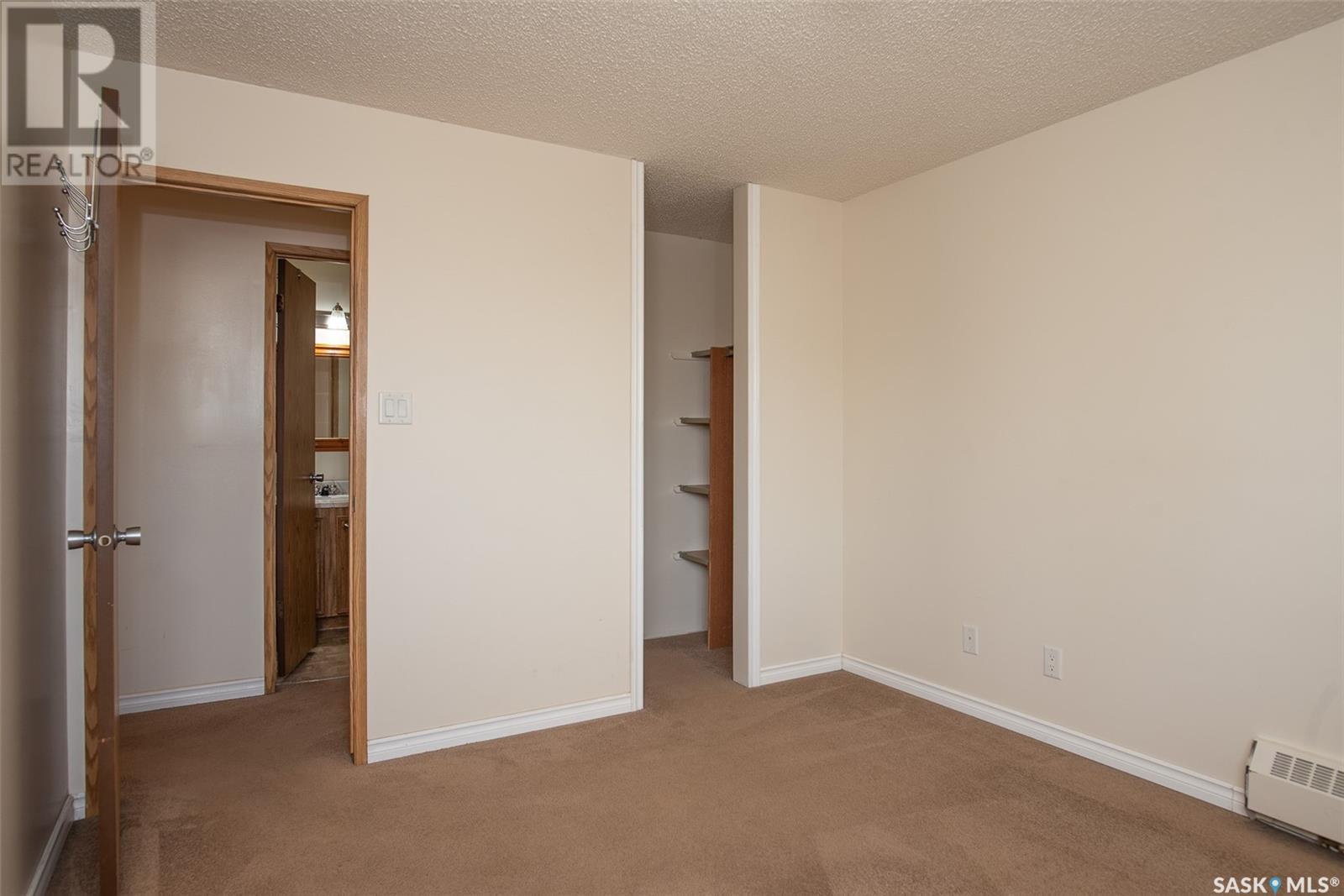 Photo 11 of 308 31 Rodenbush Drive, Regina SK