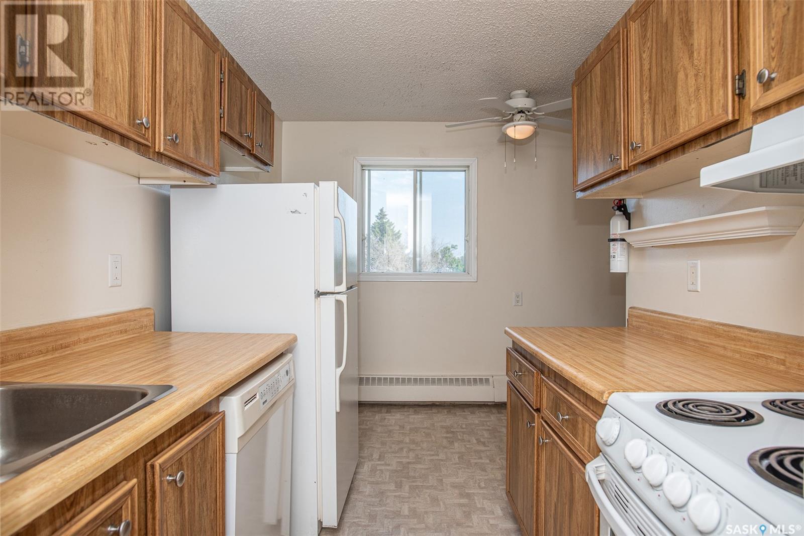 Photo 9 of 308 31 Rodenbush Drive, Regina SK