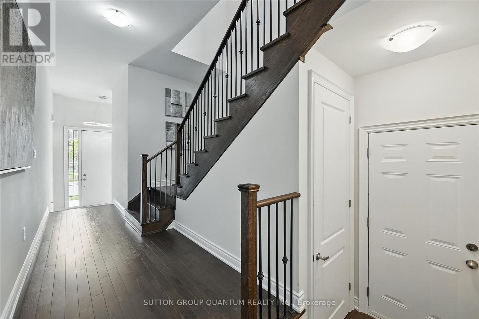 Photo 38 of 58 William Crawley Way, Oakville ON