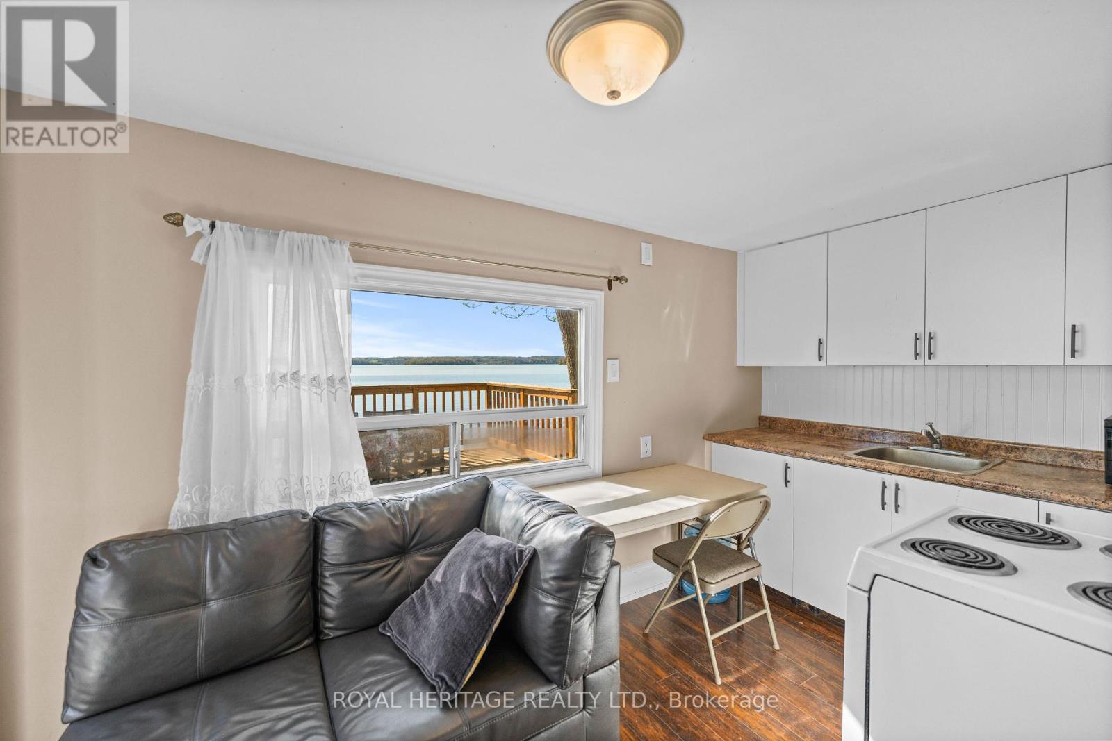 Photo 10 of 117 E Wood Duck Road, Otonabeesouth Monaghan ON